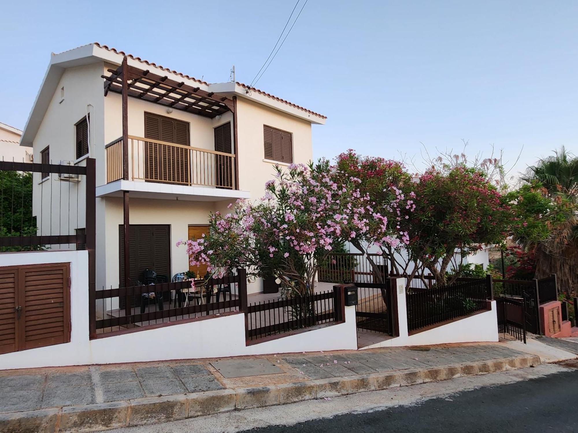 Serena Vacation Home Pomos Eksteriør bilde